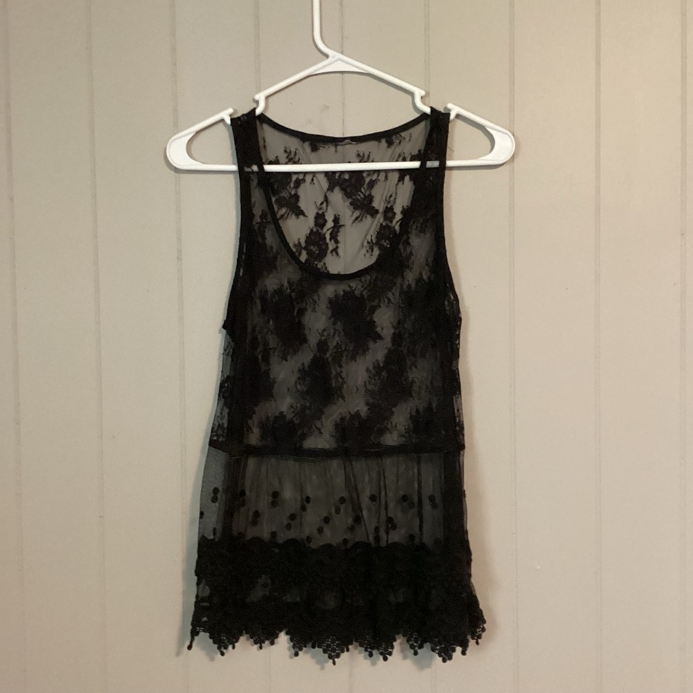 Black Lace Sleeveless Top